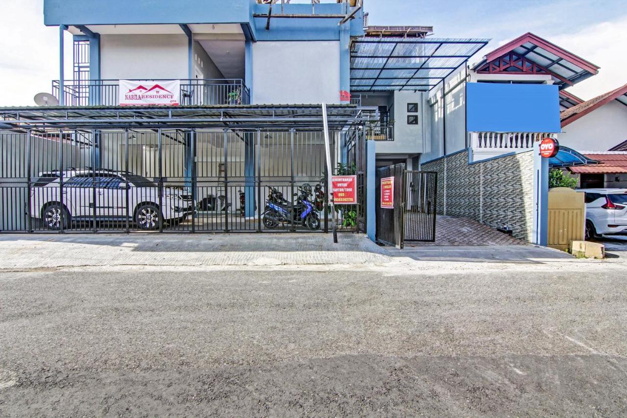 OYO 90704 Nabila Residence Syariah Padang  Luaran gambar