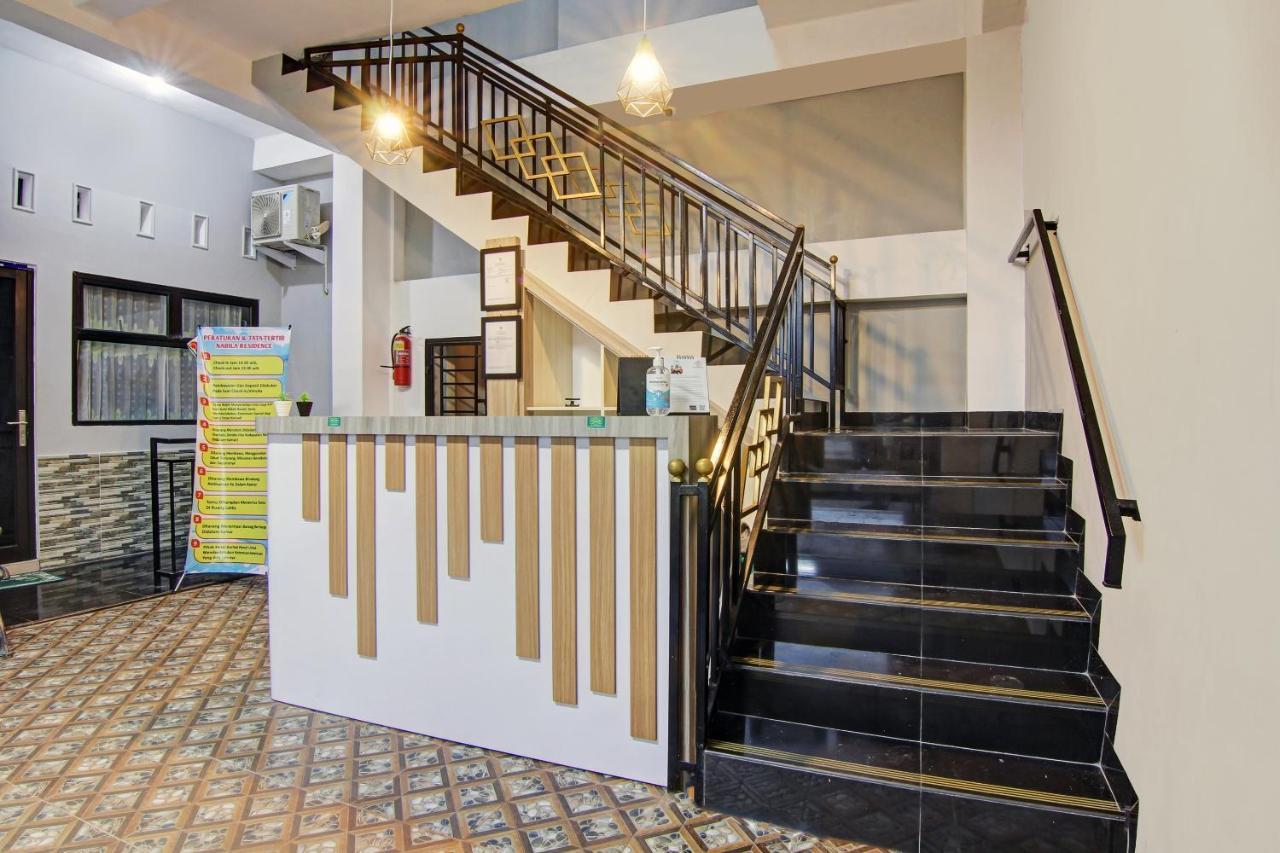 OYO 90704 Nabila Residence Syariah Padang  Luaran gambar