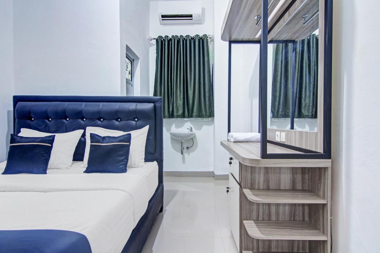 OYO 90704 Nabila Residence Syariah Padang  Luaran gambar