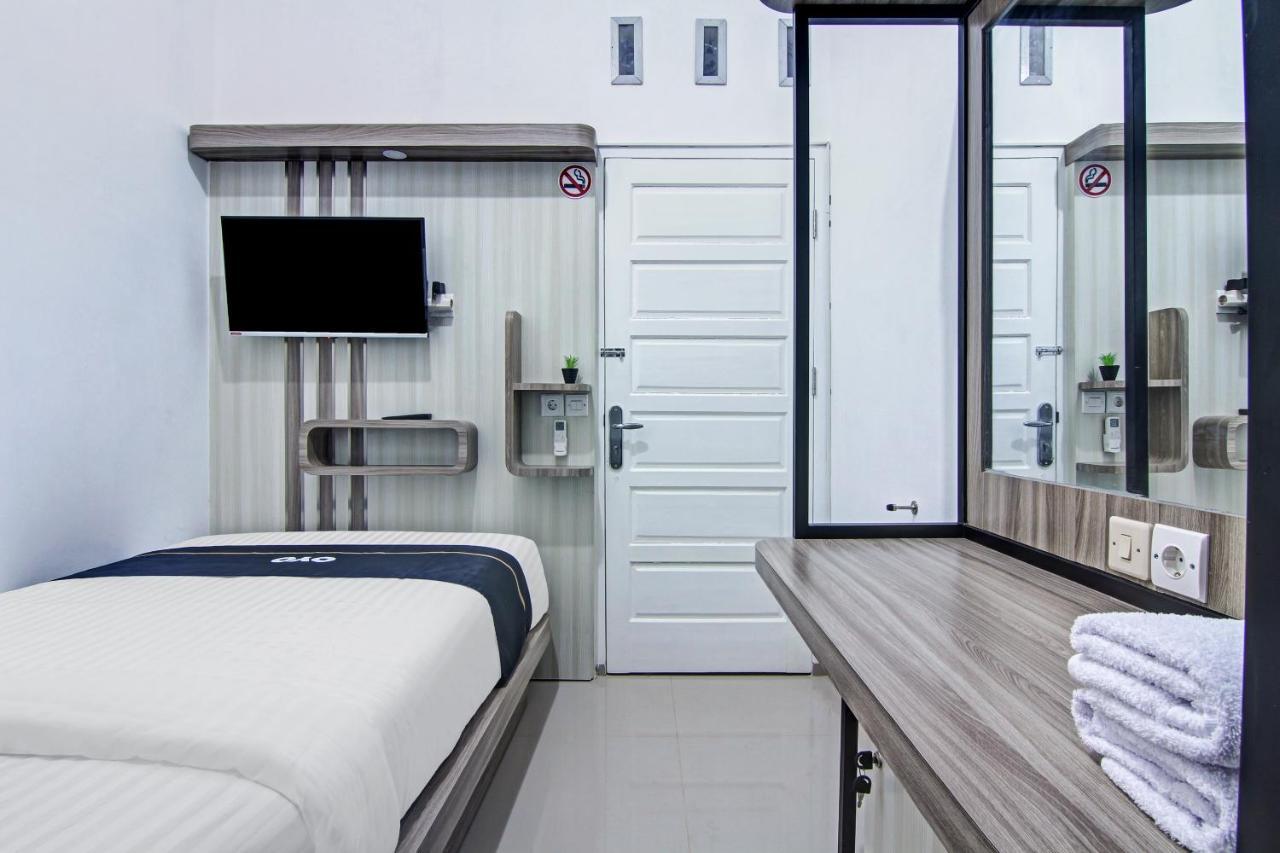 OYO 90704 Nabila Residence Syariah Padang  Luaran gambar