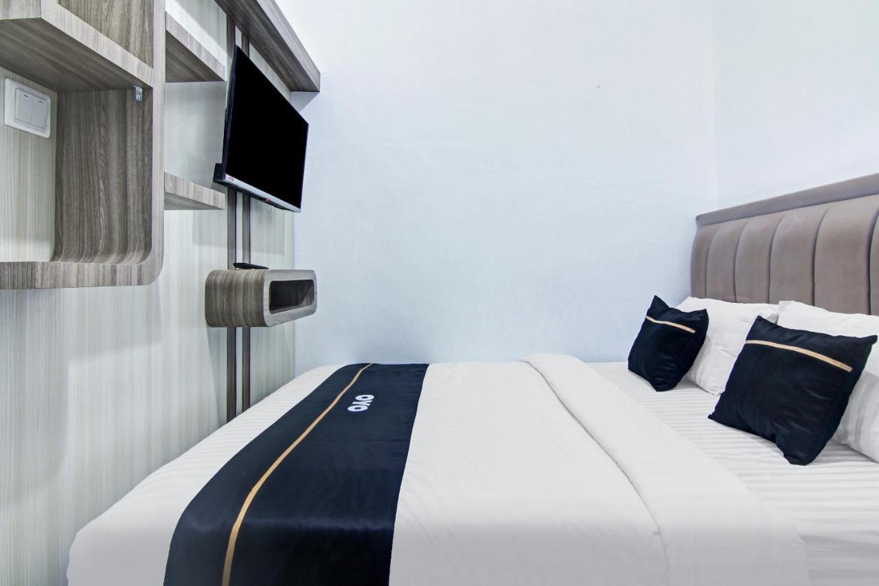 OYO 90704 Nabila Residence Syariah Padang  Luaran gambar